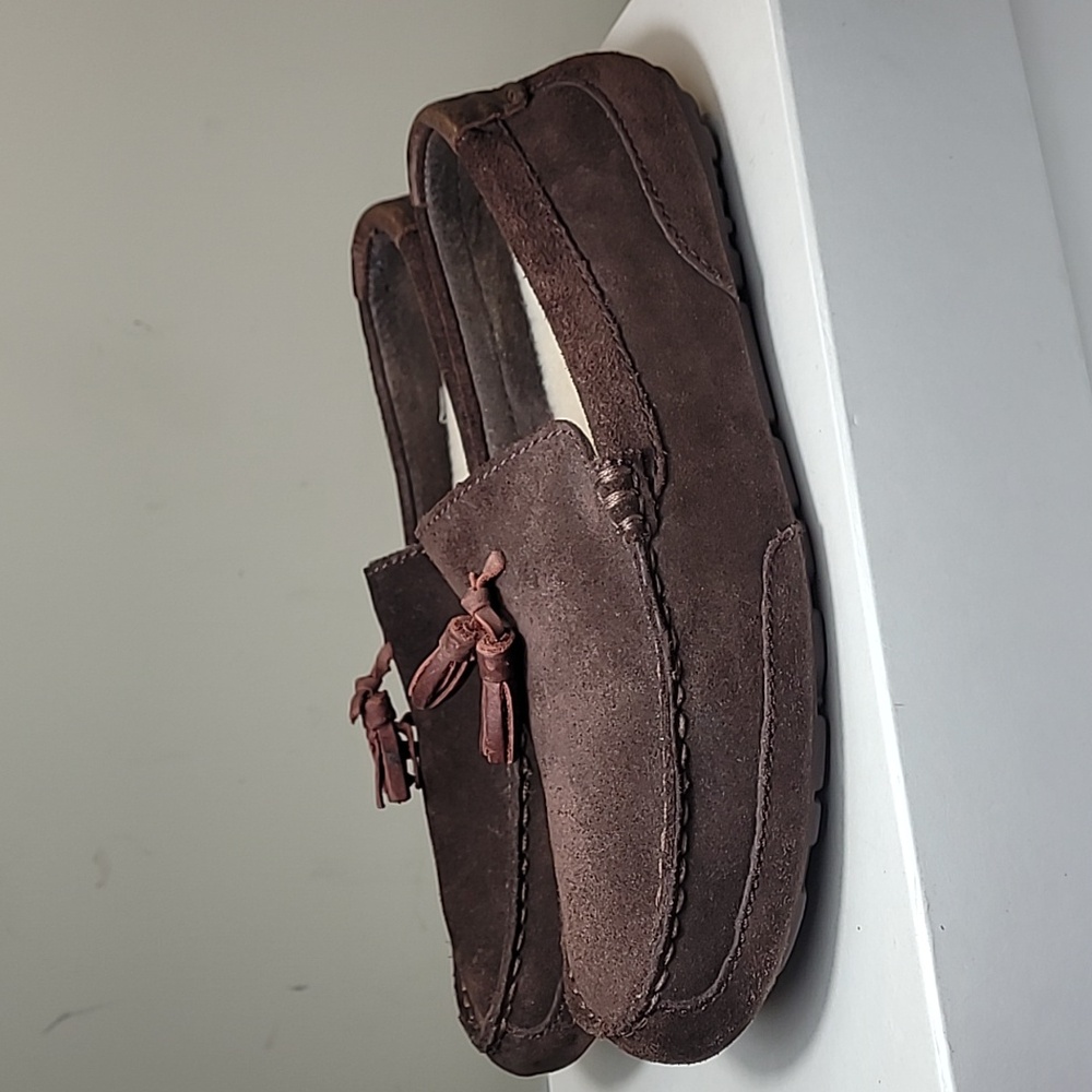 UGG Boylan brown tasseled suede leather loafers slippers 1006164 size 8